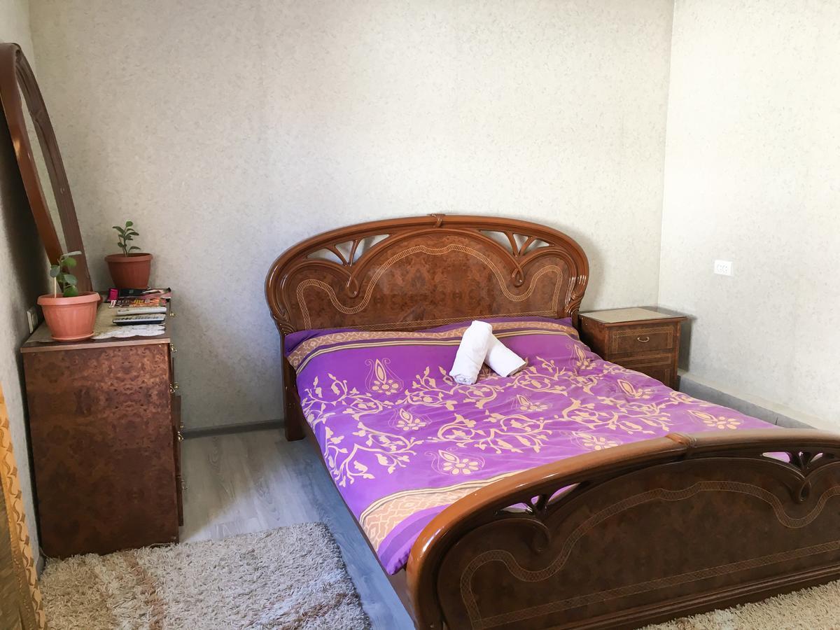 Holiday Hostel House Biszkek Zewnętrze zdjęcie