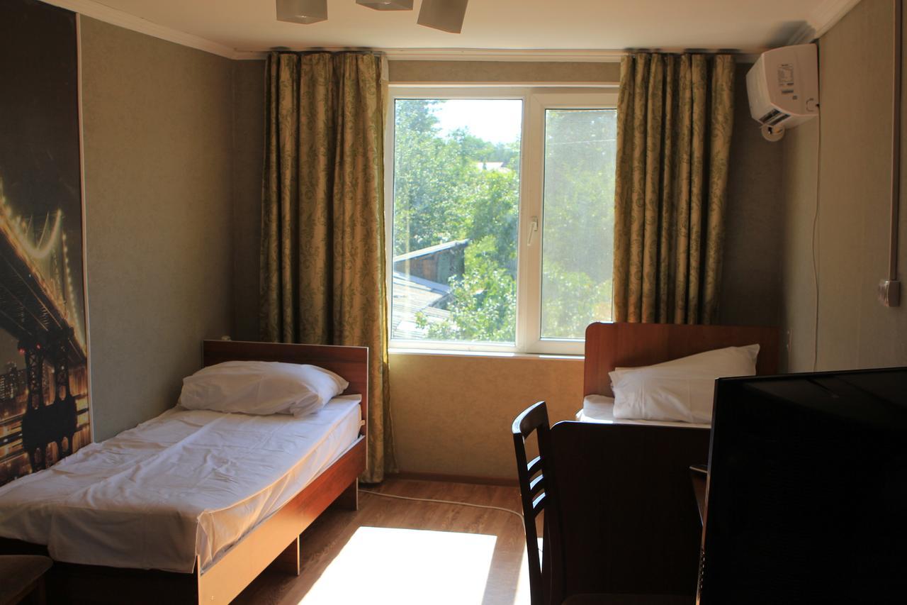 Holiday Hostel House Biszkek Zewnętrze zdjęcie
