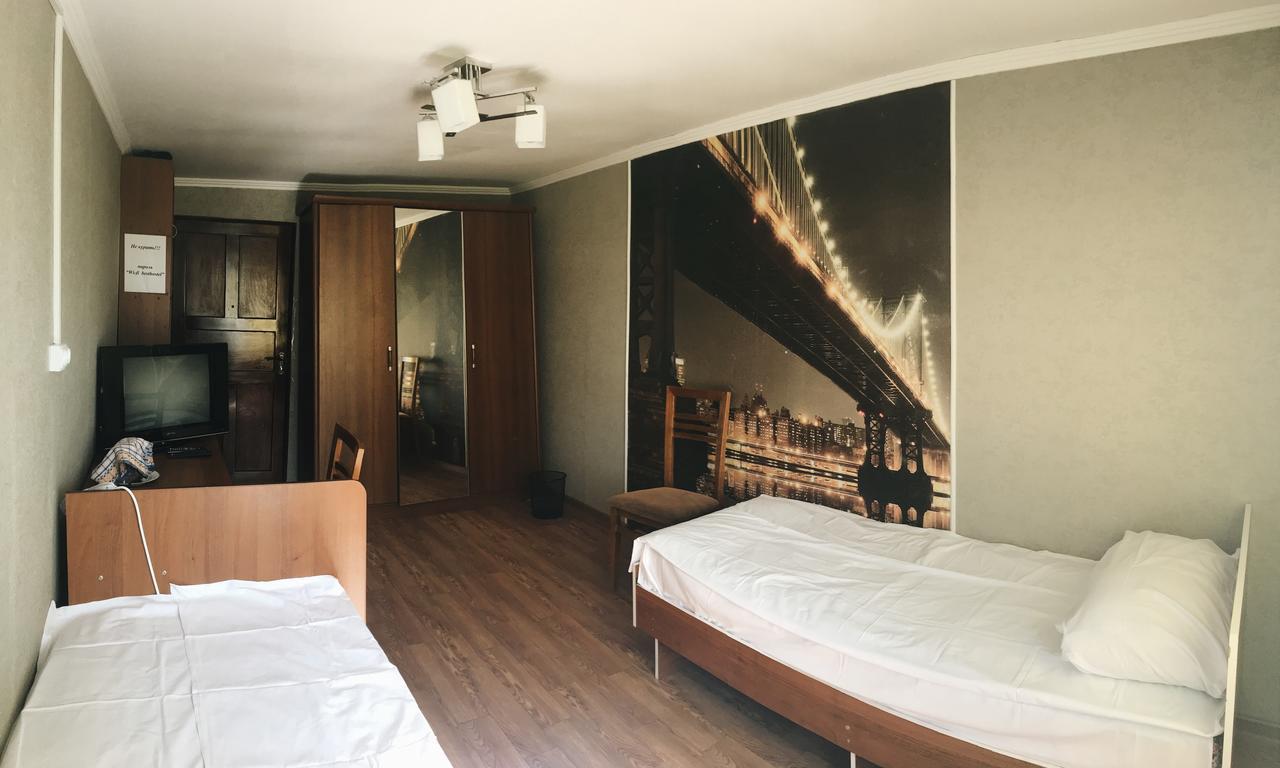 Holiday Hostel House Biszkek Zewnętrze zdjęcie
