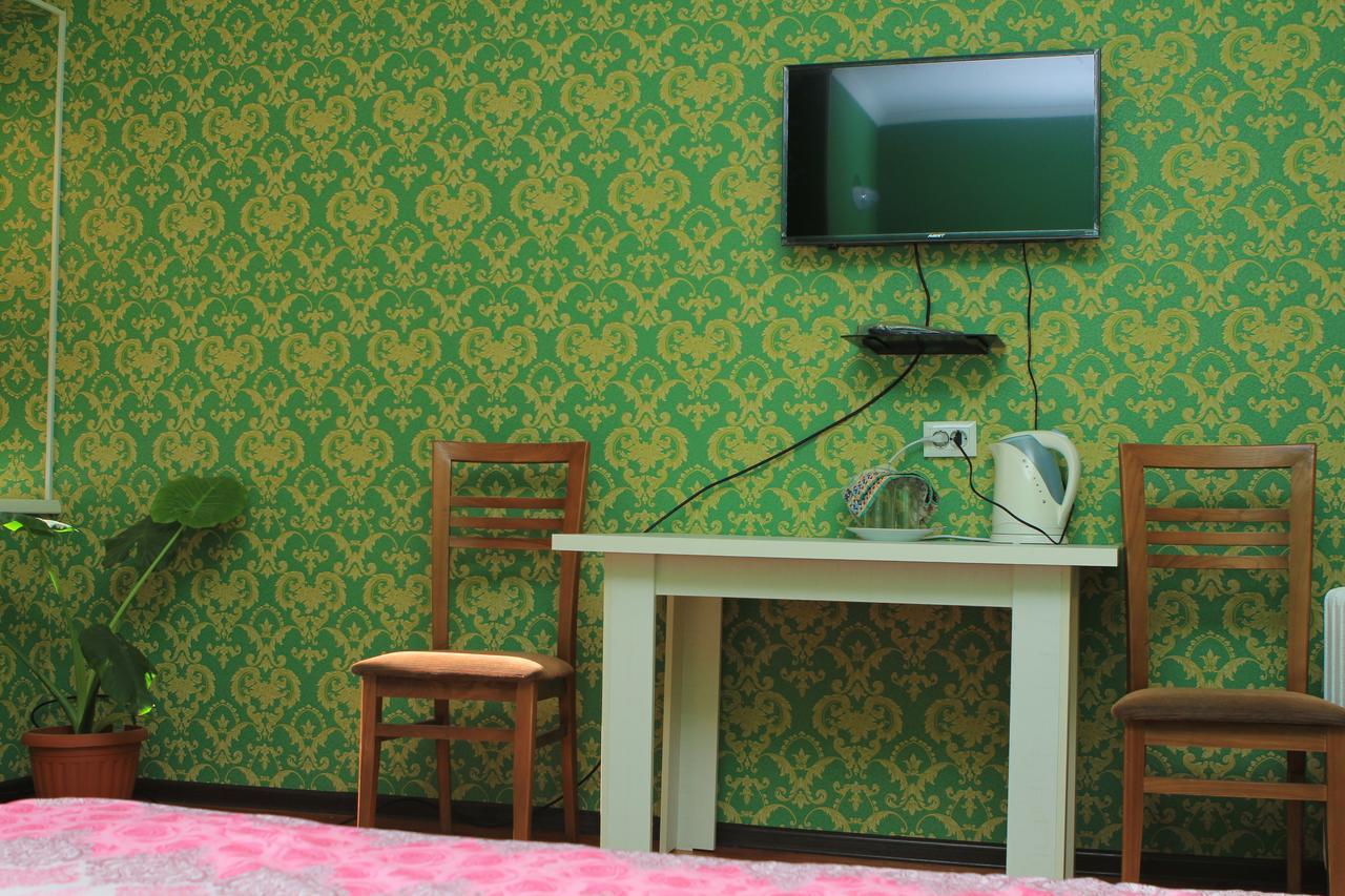 Holiday Hostel House Biszkek Zewnętrze zdjęcie