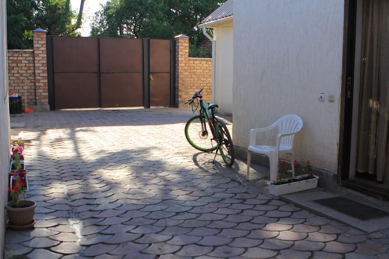 Holiday Hostel House Biszkek Zewnętrze zdjęcie