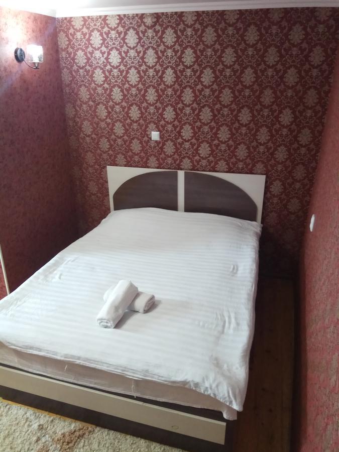 Holiday Hostel House Biszkek Zewnętrze zdjęcie