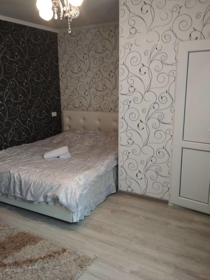 Holiday Hostel House Biszkek Zewnętrze zdjęcie