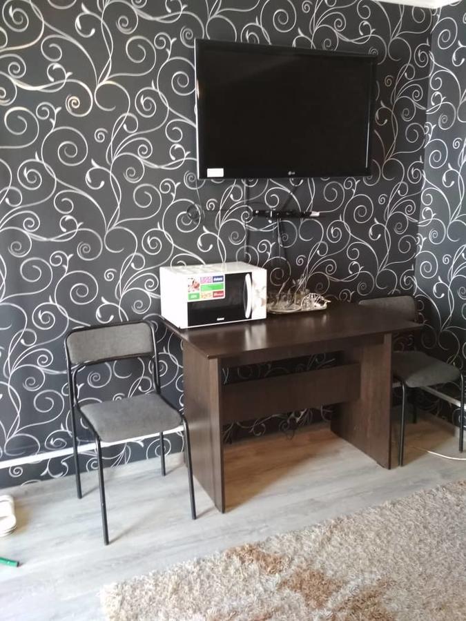 Holiday Hostel House Biszkek Zewnętrze zdjęcie